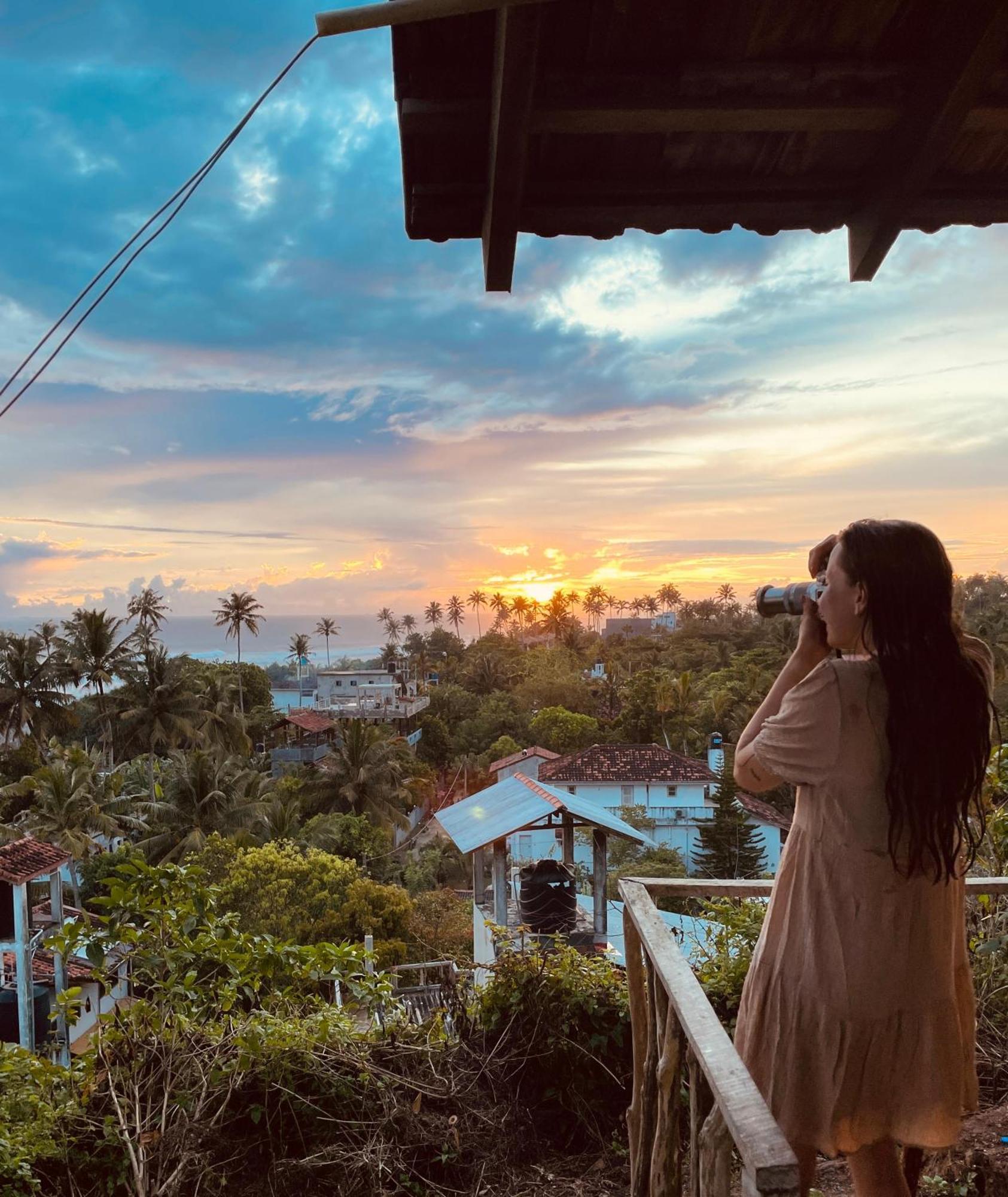 Bed and Breakfast Sky Mountain Cafe With Seaview Weligama Exterior foto